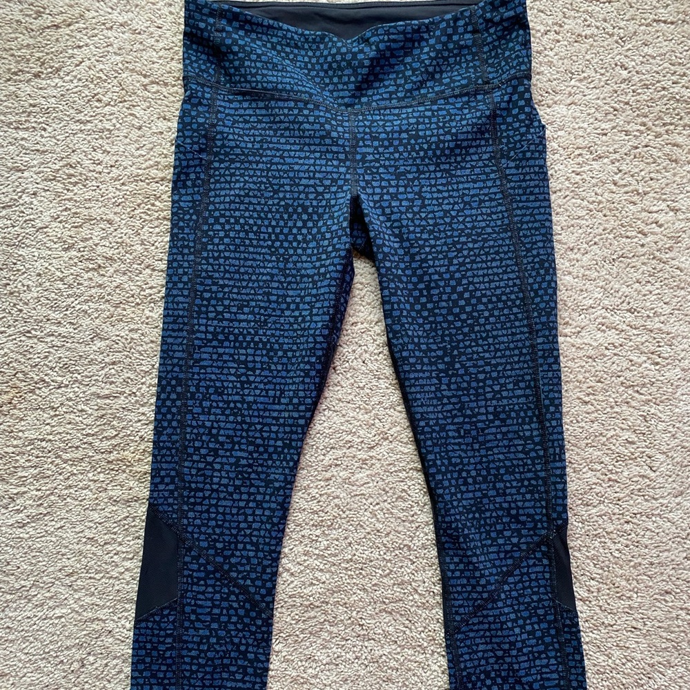 Lululemon cropped leggings